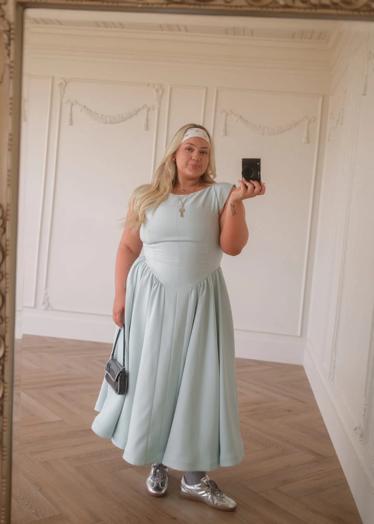 Diana Drop Waist Keyhole Back Dress - Light Blue - Image 6