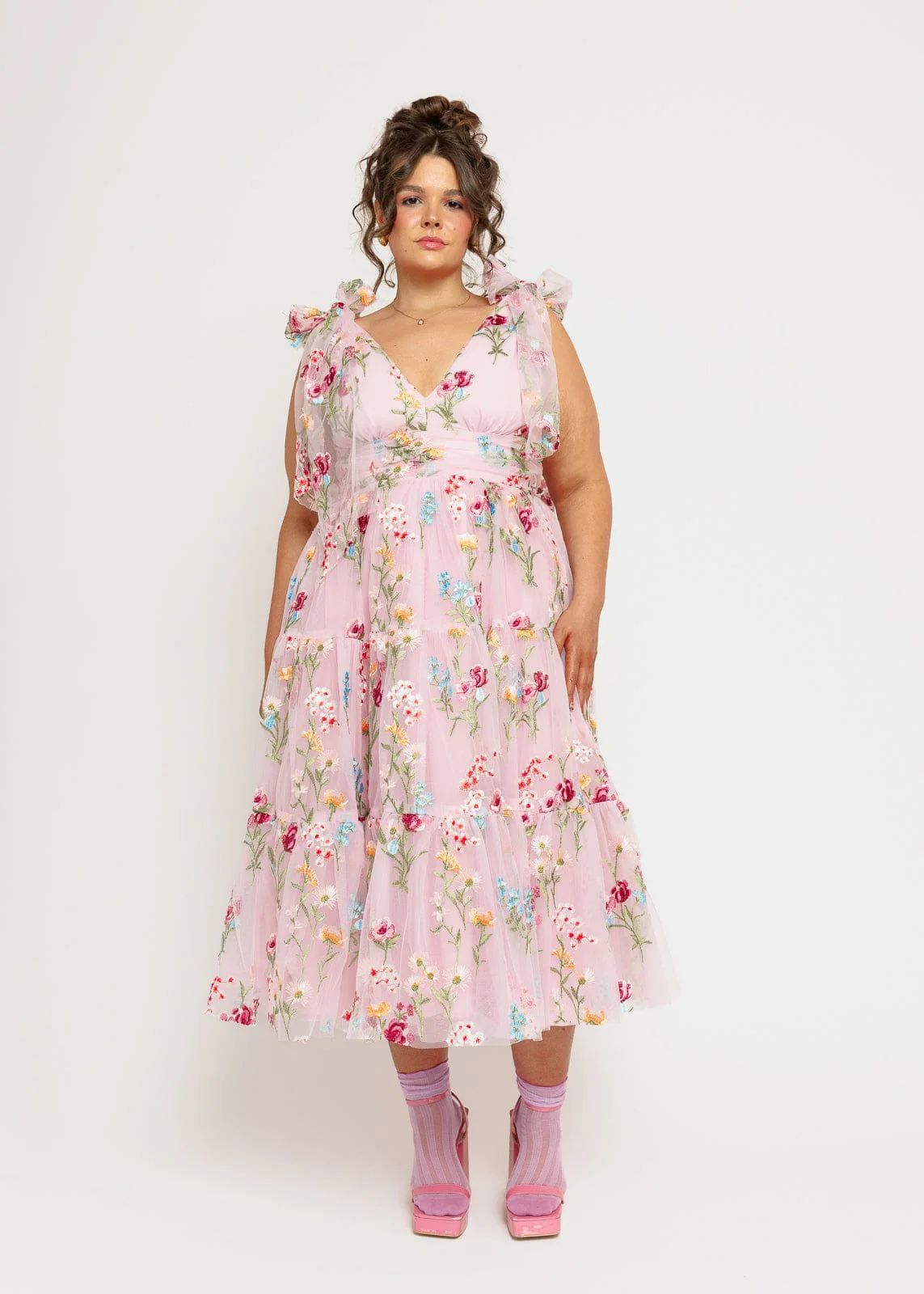 Margaret Floral Embroidered Midi Dress Pink - Image 3